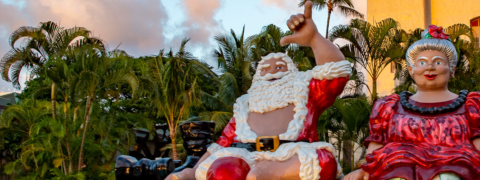 Honolulu Hale Shaka Santa 